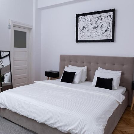 Ferienwohnung Color Aparments Coposu Blv Bukarest Exterior foto