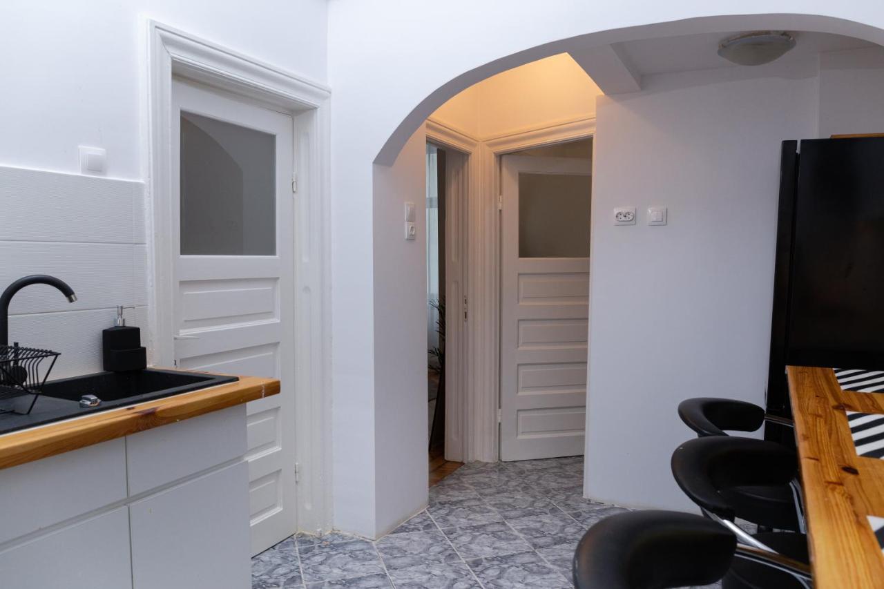 Ferienwohnung Color Aparments Coposu Blv Bukarest Exterior foto