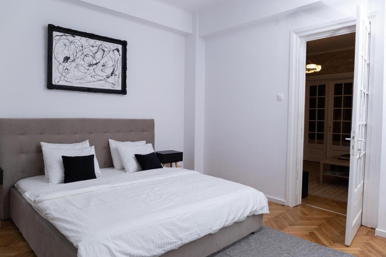 Ferienwohnung Color Aparments Coposu Blv Bukarest Exterior foto